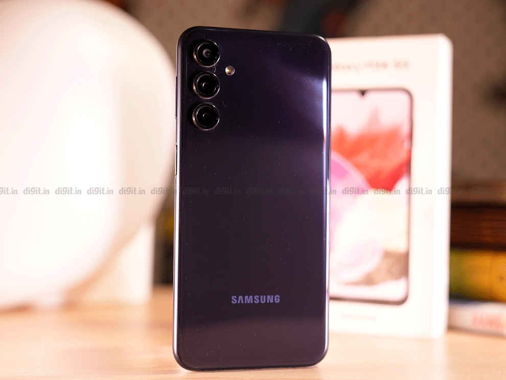 Samsung Galaxy M34 Review: Build and design